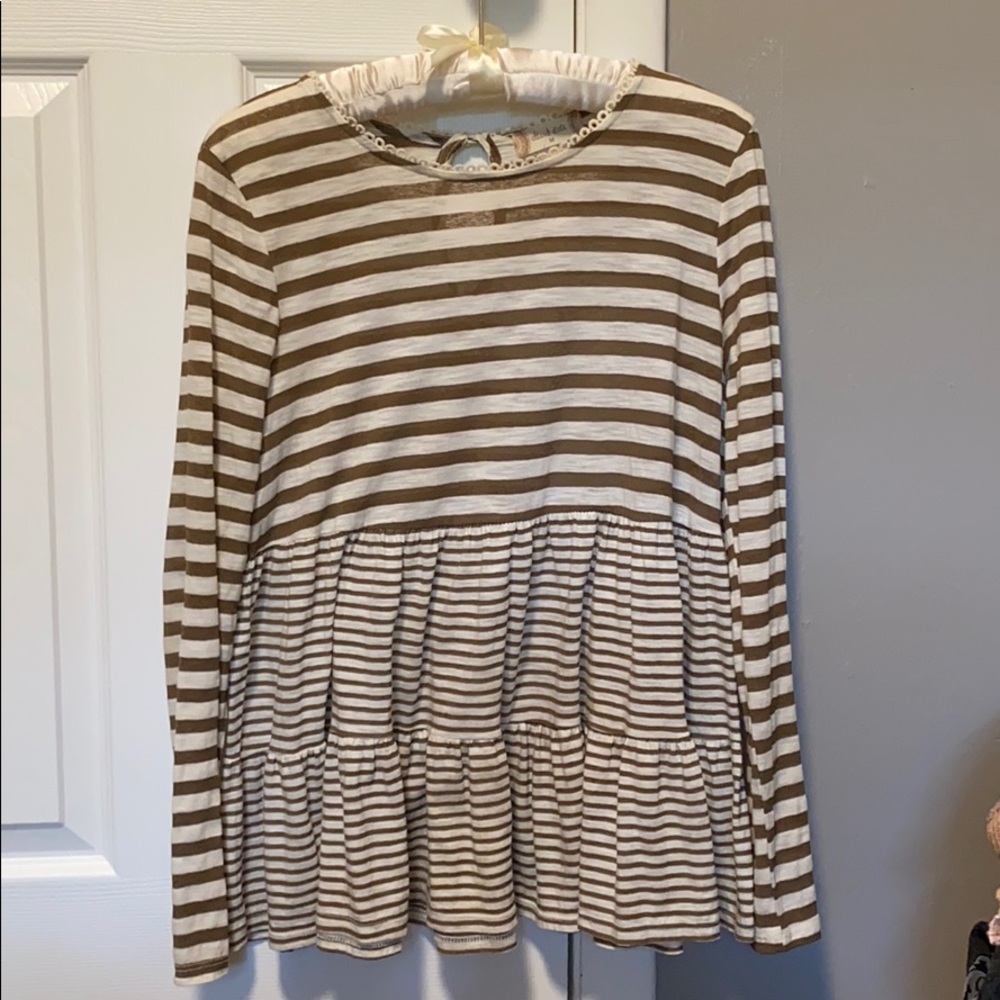 Long sleeve top